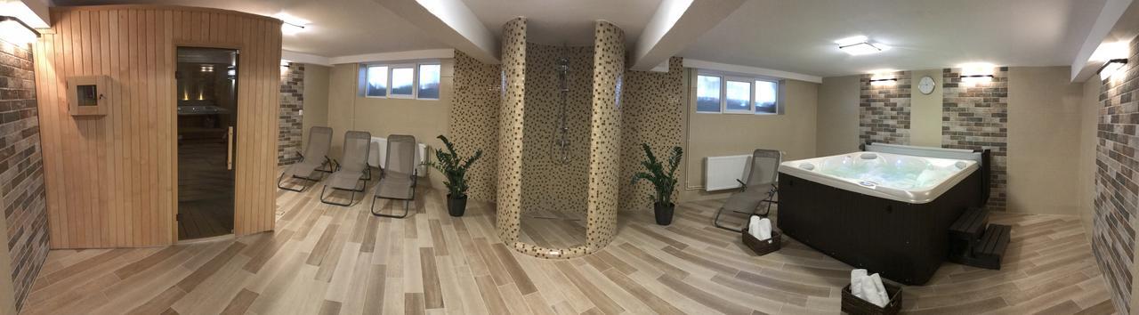 Villa Prestige Szováta Kültér fotó
